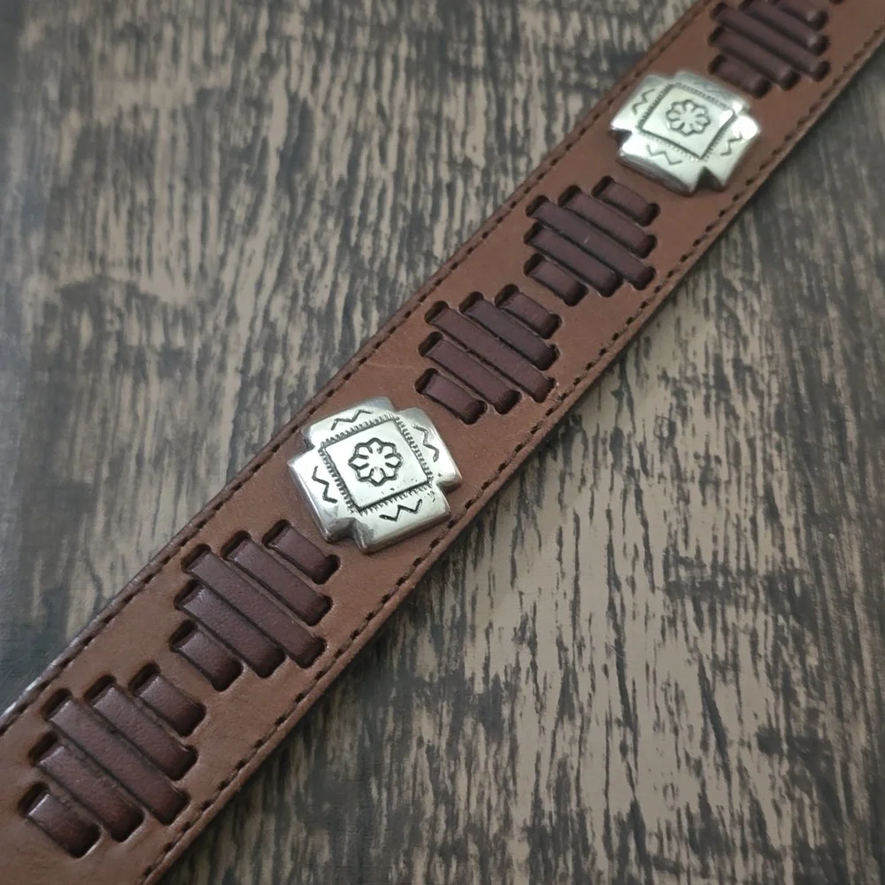 FOSSIL Women's Brown‎ Leather Silver Concho Sz S - 35
